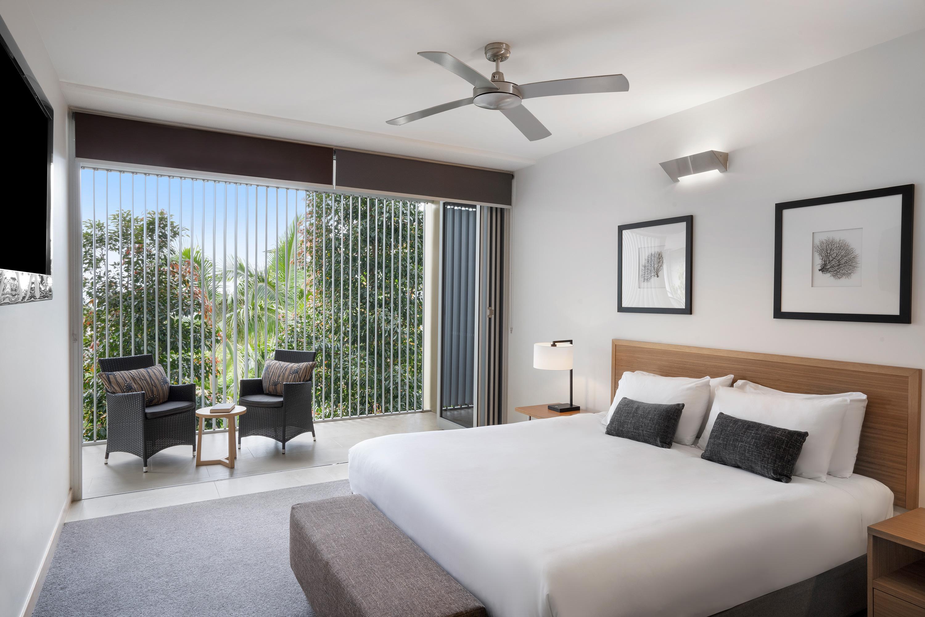 Peppers Noosa Resort And Villas Exteriér fotografie A bedroom at the hotel