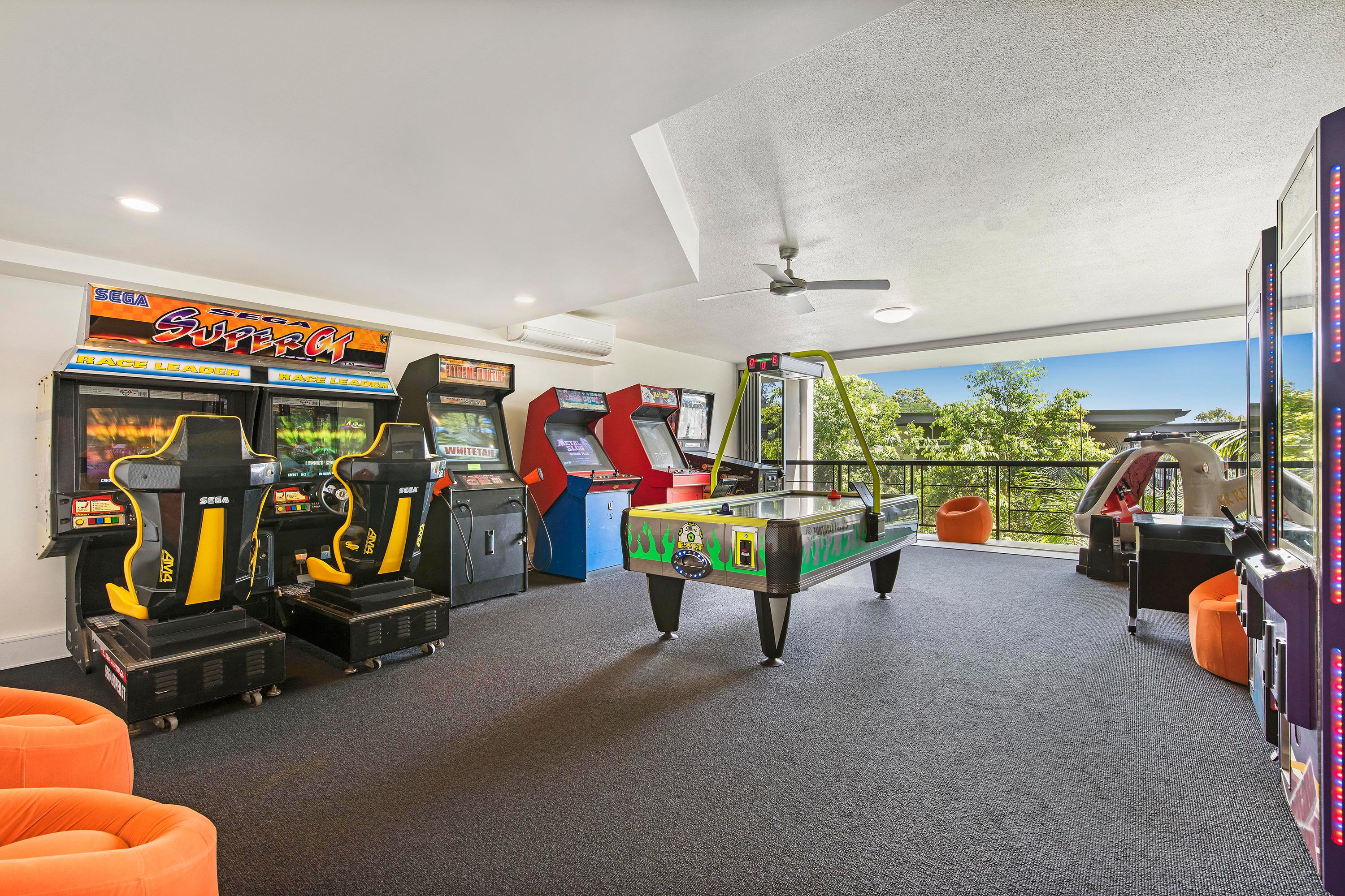 Peppers Noosa Resort And Villas Exteriér fotografie The games room at the 2012 Australian Institute of Sport