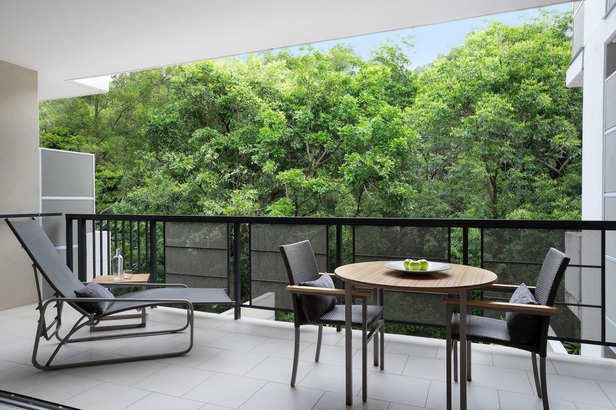 Peppers Noosa Resort And Villas Exteriér fotografie A balcony